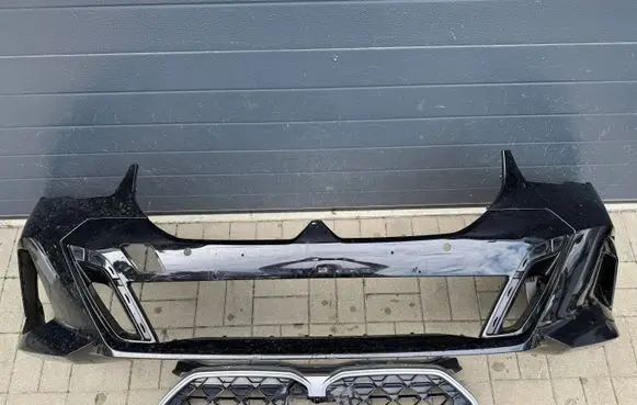 BMW 5 G60 G61 Front bumper 87082990 8479A001016