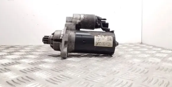 Volkswagen Tiguan Starter motor 02M911024