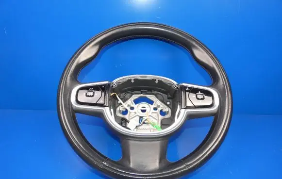 Volvo S90, V90 Steering wheel