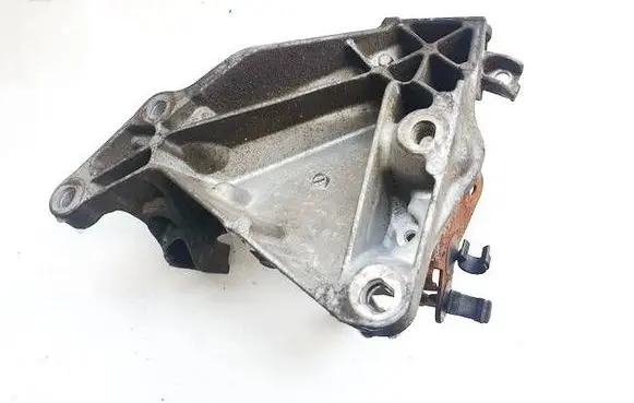 BMW 3 E90 E91 Engine mounting bracket 22116760309 2211676030907