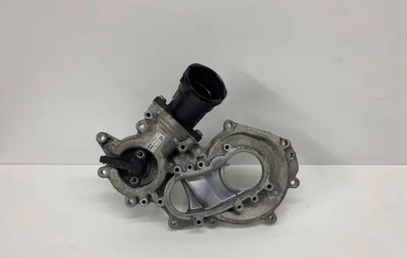 Thermostat/thermostat housing