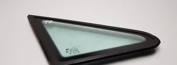 Ford Galaxy Front triangle window/glass 