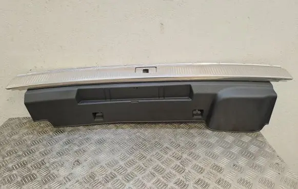 Audi Q7 4M Trunk/boot sill cover protection 4M0864483