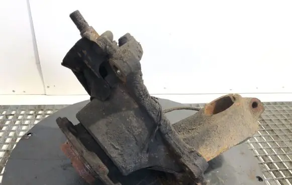 Peugeot Boxer Front wheel hub spindle knuckle