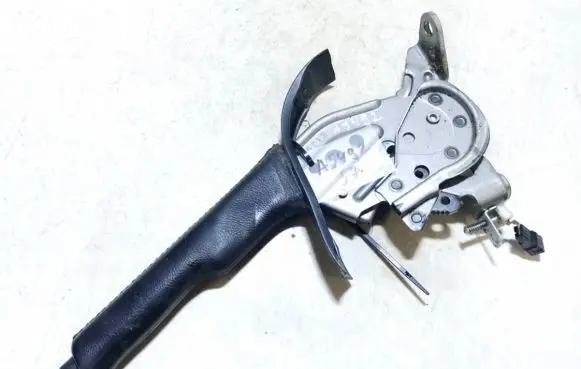 Nissan Almera Handbrake/parking brake lever assembly