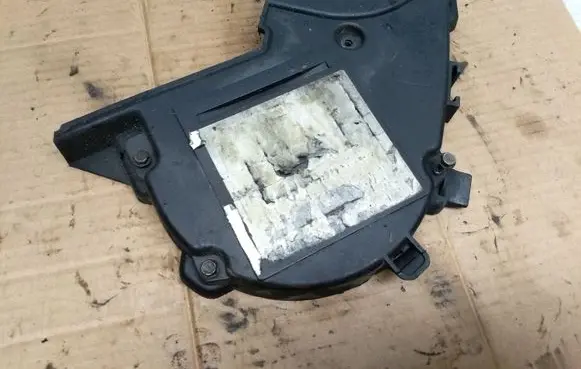 Ford Fiesta Timing belt guard (cover) 9651560180