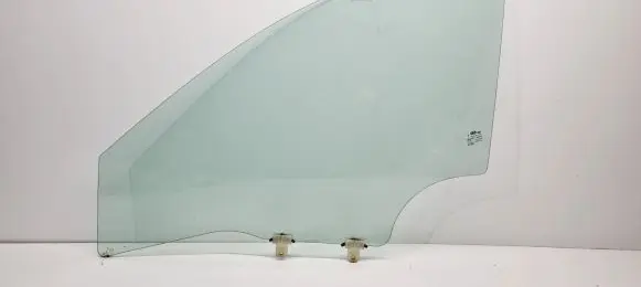 Hyundai Kona I Front door window glass four-door 82410J9010