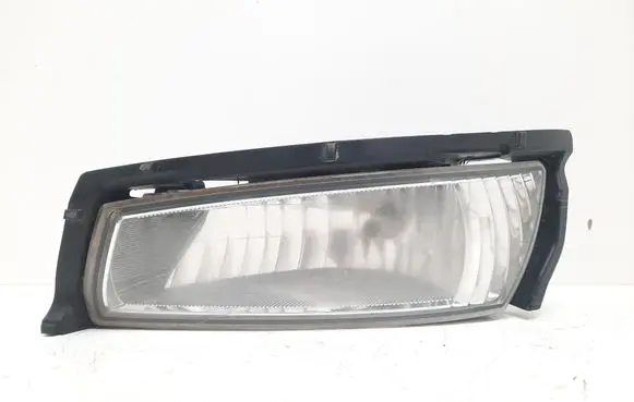 Toyota Avensis Verso Front fog light 11477978