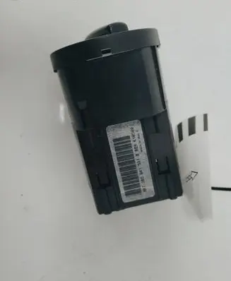 Skoda Fabia Mk2 (5J) Light switch 3B0941531B