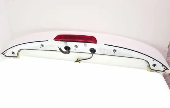 Tailgate/trunk spoiler