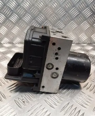 Seat Ibiza III (6L) ABS Pump 6Q0614417E 0265224011 0265900009
