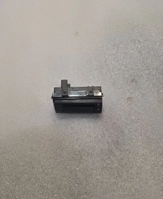 Toyota Prius (NHW20) Clock 8391047040