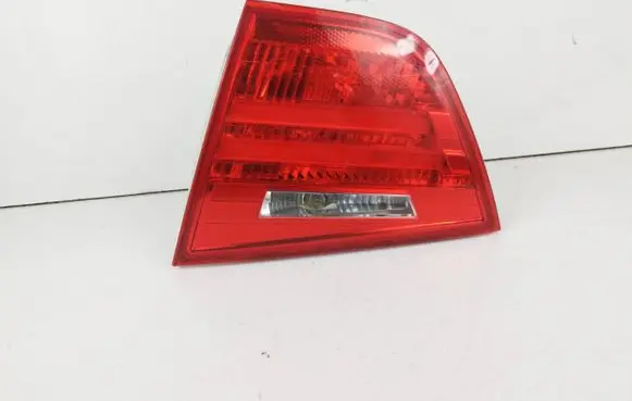 BMW 3 E90 E91 Tailgate rear/tail lights 4871740 21820203 01R7141VA