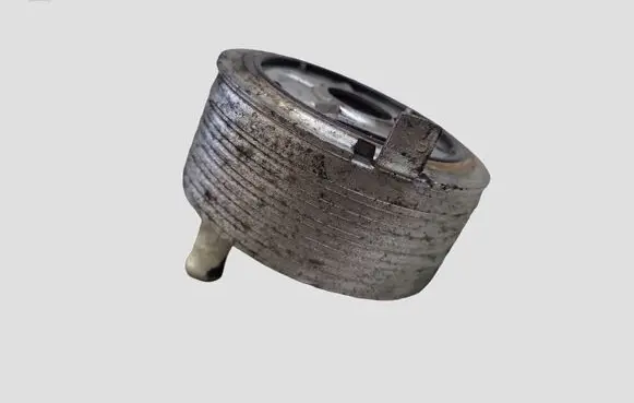 Nissan X-Trail T30 Oil filter mounting bracket