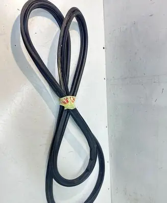 Opel Crossland X Trunk rubber seal (body) 