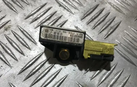 Honda Accord Airbag deployment crash/impact sensor 77970tc0a111m1 77970-tc0-a111-m1