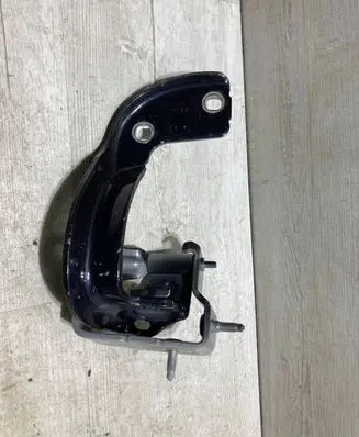 Audi A4 S4 B9 Tailgate/trunk/boot hinge 8W9827299A