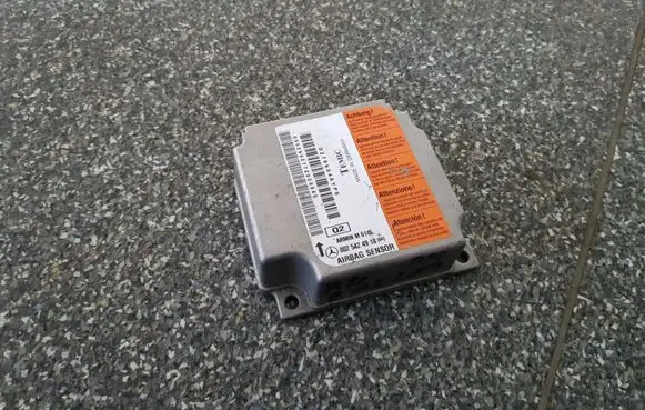 Mercedes-Benz E W211 Airbag control unit/module 0025424918