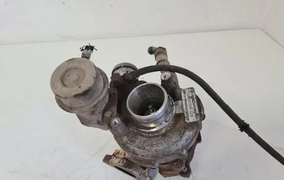 Audi A2 Turbo 045145701C