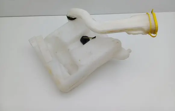 Mercedes-Benz C W203 Windshield washer fluid reservoir/tank A2038600060
