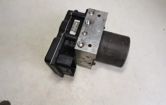 BMW 5 E60 E61 ABS Pump 0265950666 6777797 34516777797