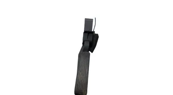 Mercedes-Benz E W211 Accelerator throttle pedal A2113000604