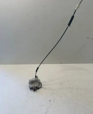 Fiat 500 Front door lock 