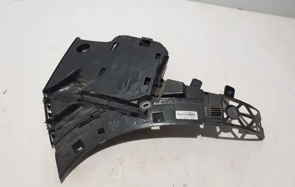 Mercedes-Benz GLE W167 Rear bumper mounting bracket A1678801907