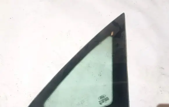 Ford Focus Rear side window