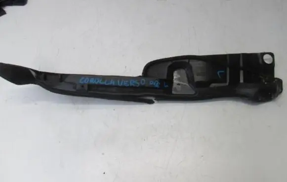 Toyota Corolla Verso E121 Fender foam support/seal 