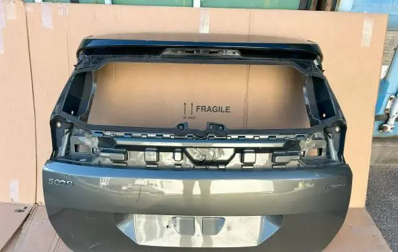 Peugeot 5008 II Tailgate/trunk/boot lid 9814790977 9812068877