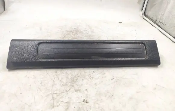Rear sill trim cover