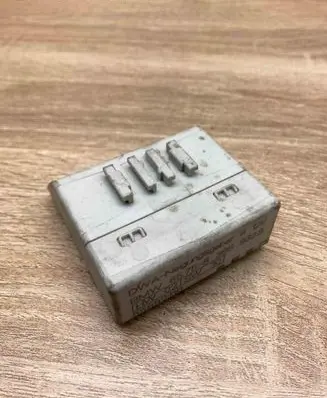 BMW 3 E46 Alarm relay 8386932 INCLINE