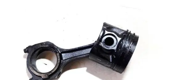 Piston with connecting rod
