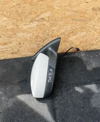 Seat Toledo IV (NH) Front door electric wing mirror 5JC857408C