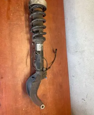 BMW X6 F16 Front shock absorber with coil spring 37116875084 F15V110H 10541310