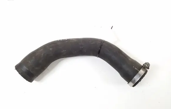 Mercedes-Benz Vito Viano W639 Engine coolant pipe/hose A6395013882