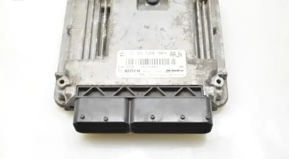 Opel Insignia A Engine control unit/module 55574903