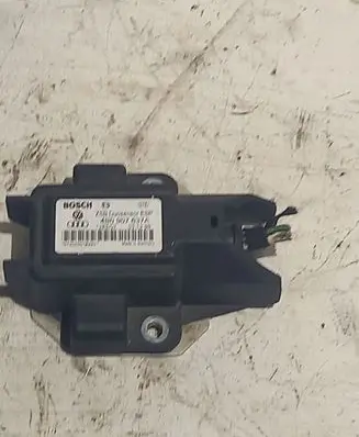 Audi A4 S4 B5 8D ESP acceleration yaw rate sensor 4B0907637A
