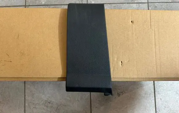 Volkswagen Amarok Dashboard lower bottom trim panel 2H3858366