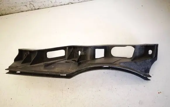 Volkswagen PASSAT B6 Front bumper mounting bracket 3C0807890