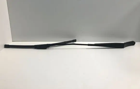 Volkswagen PASSAT B7 Windshield/front glass wiper blade 3AC955109