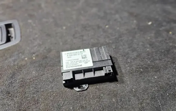 Mercedes-Benz GLE (W166 - C292) Fuel injection pump control unit/module A0009003101 A0009014000 A2C53406807