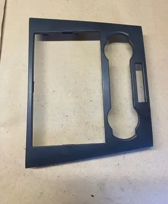Radio/GPS head unit trim