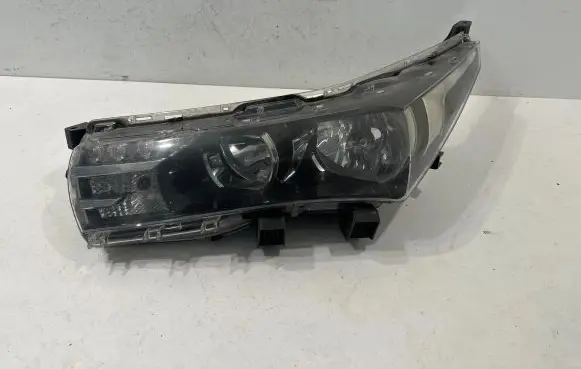 Toyota Corolla E160 E170 Headlight/headlamp 8115002E70 142666055 14253F