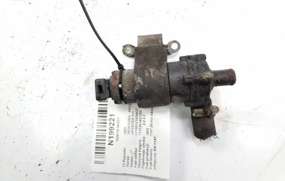 Mercedes-Benz Sprinter W901 W902 W903 W904 Water pump