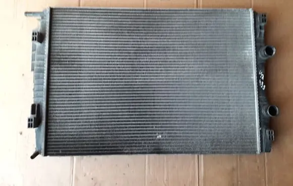 Renault Scenic II - Grand scenic II Coolant radiator 8200325007 8200325007C