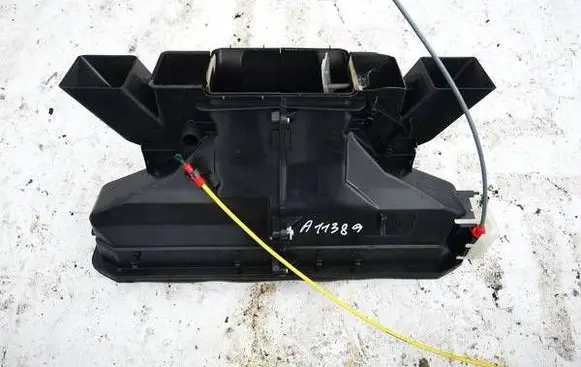 Mercedes-Benz B W245 Interior heater climate box assembly 982313K 982311Z