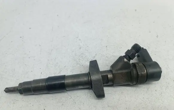 Renault Laguna II Fuel injector 8200084534 0445110084