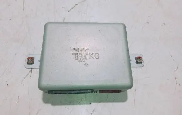 Honda Accord Tailgate/trunk control unit/module 74970TL4G3 G8C123H L3537110